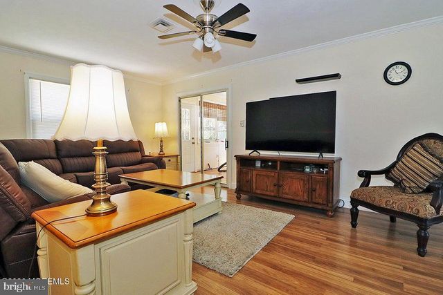 90 BASER LN, Brick, NJ 08724