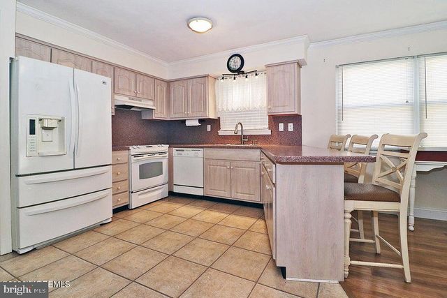 90 BASER LN, Brick, NJ 08724