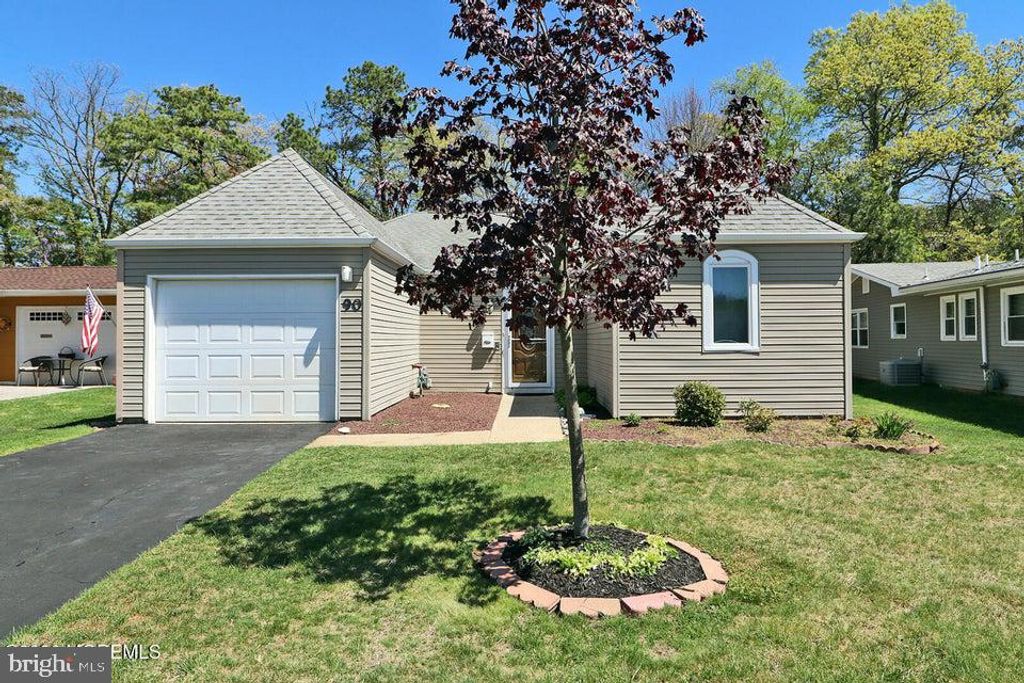 90 BASER LN, Brick, NJ 08724