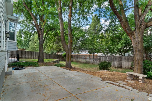 1188 CANNON DR, Farmington, UT 84025
