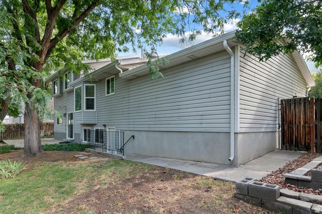 1188 CANNON DR, Farmington, UT 84025