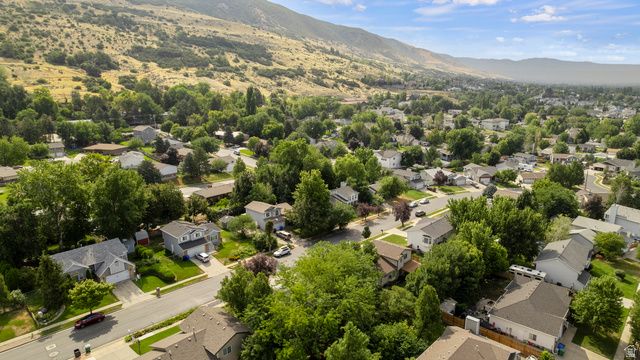 1188 CANNON DR, Farmington, UT 84025