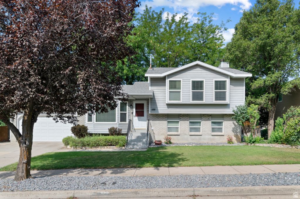 1188 CANNON DR, Farmington, UT 84025 — photo 2