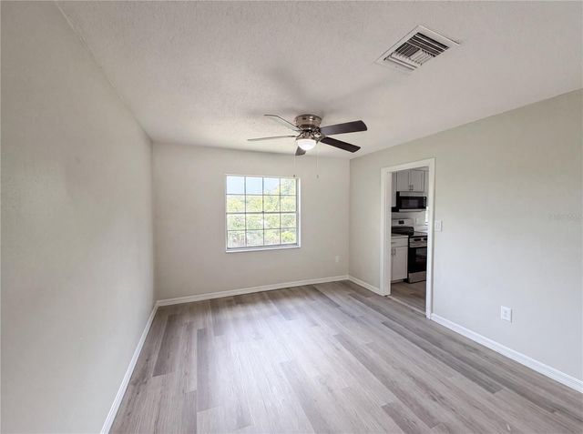 333 E CHELSEA STREET, Deland, FL 32724