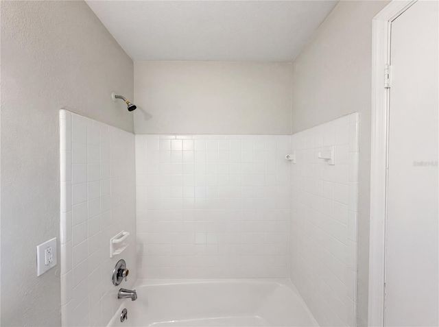333 E CHELSEA STREET, Deland, FL 32724