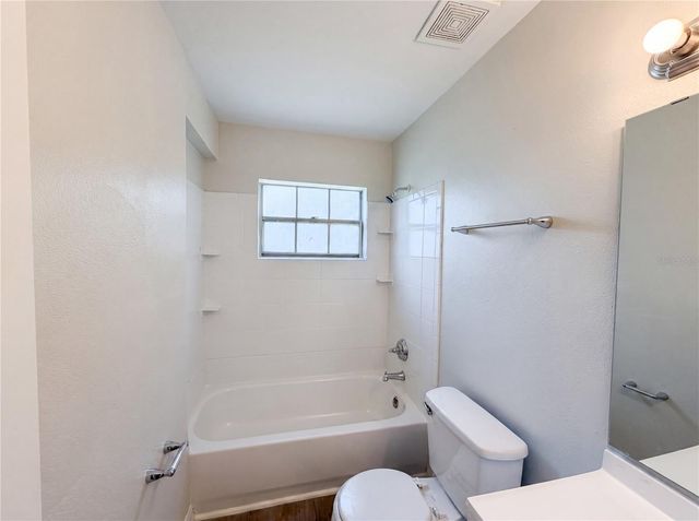 333 E CHELSEA STREET, Deland, FL 32724