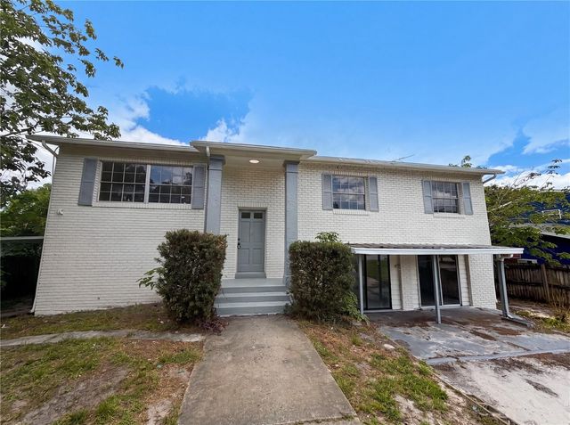 333 E CHELSEA STREET, Deland, FL 32724