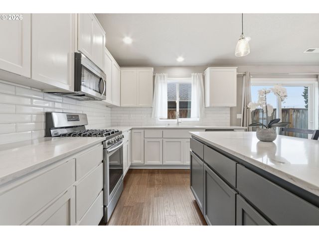 2215 Ne 88TH St, Vancouver, WA 98665