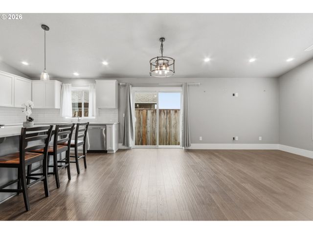 2215 Ne 88TH St, Vancouver, WA 98665