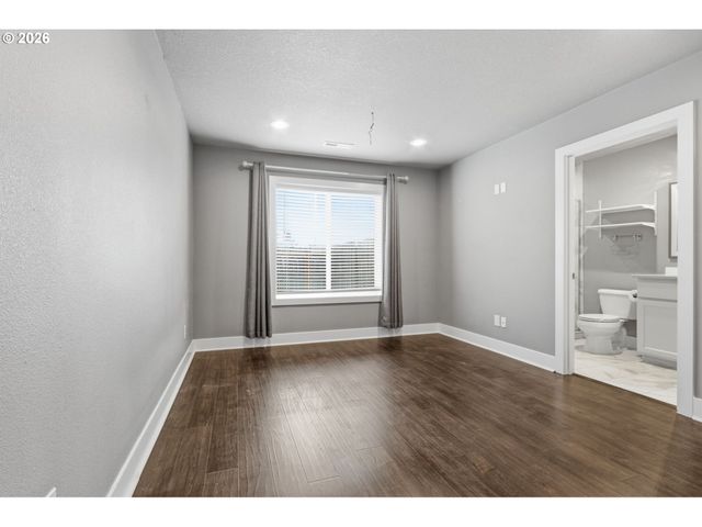 2215 Ne 88TH St, Vancouver, WA 98665