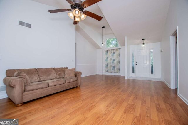 4233 Sturbridge Drive, Douglasville, GA 30135