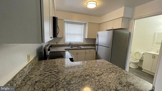 1 S WASHINGTON ST, Milford, DE 19963