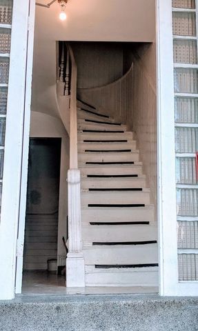 80 Havre St 2, Boston, MA 02128