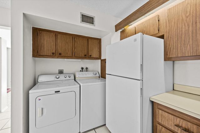 3548 Gardens East Drive B, Palm Beach Gardens, FL 33410