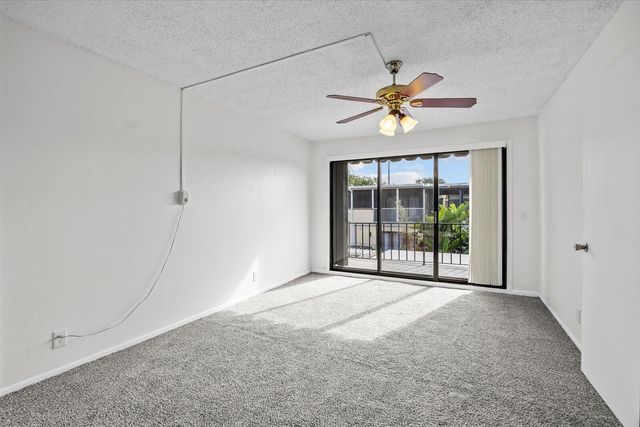 3548 Gardens East Drive B, Palm Beach Gardens, FL 33410