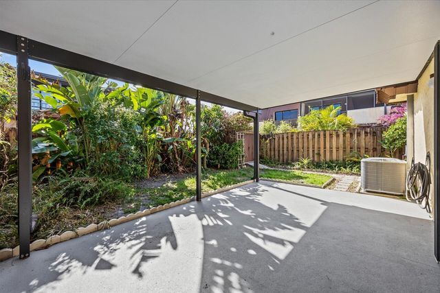 3548 Gardens East Drive B, Palm Beach Gardens, FL 33410