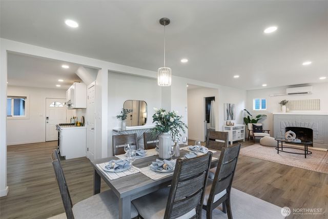 2346 29th Avenue S, Seattle, WA 98144