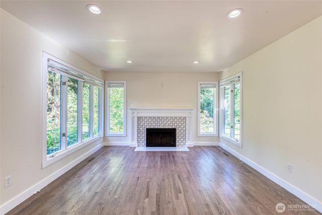 14129 229th Drive SE, Issaquah, WA 98027