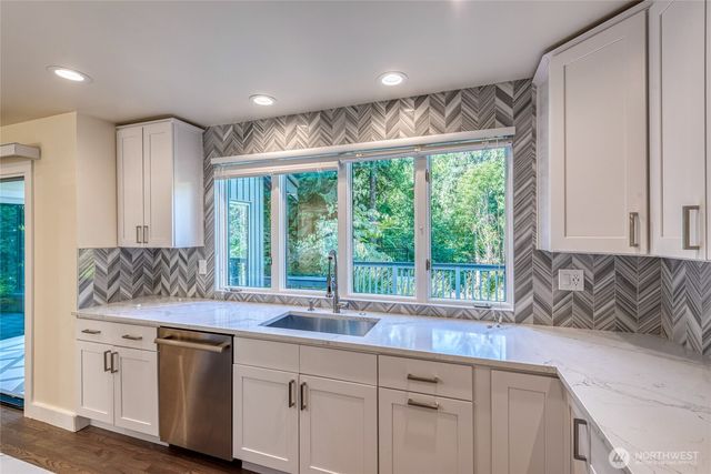 14129 229th Drive SE, Issaquah, WA 98027