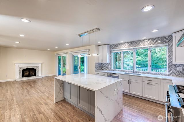 14129 229th Drive SE, Issaquah, WA 98027