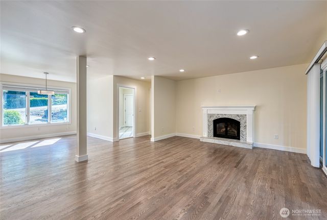 14129 229th Drive SE, Issaquah, WA 98027