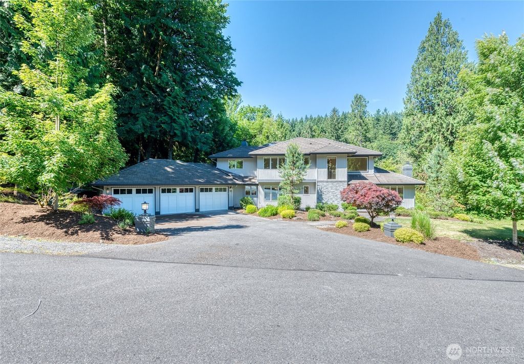14129 229th Drive SE, Issaquah, WA 98027