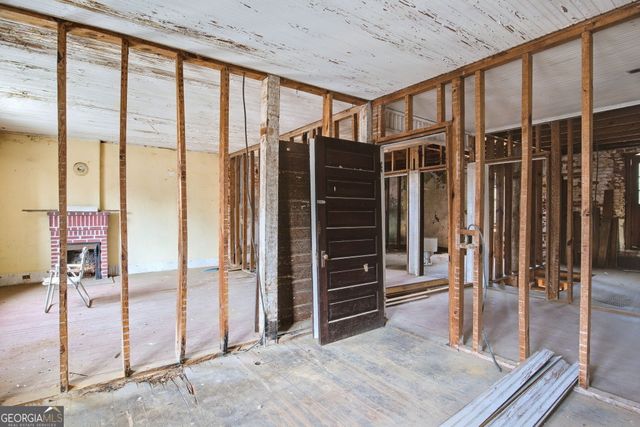 22 Church Street, Grantville, GA 30220