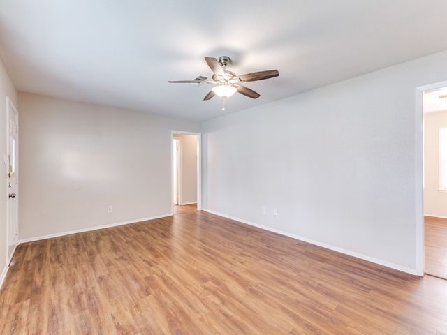 508 Crandle Drive, White Settlement, TX 76108