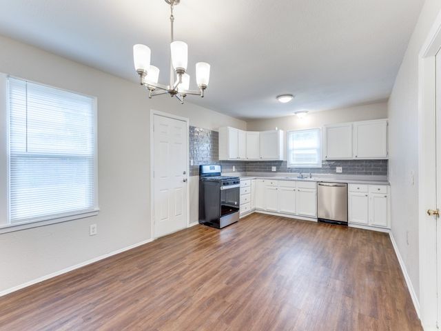 508 Crandle Drive, White Settlement, TX 76108