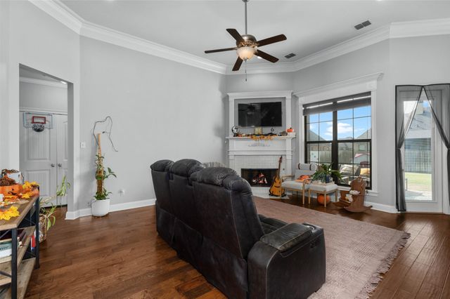 351 Diane Lane, Stonewall, LA 71078