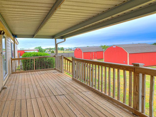 8911 N Hope Lane, Yukon, OK 73099