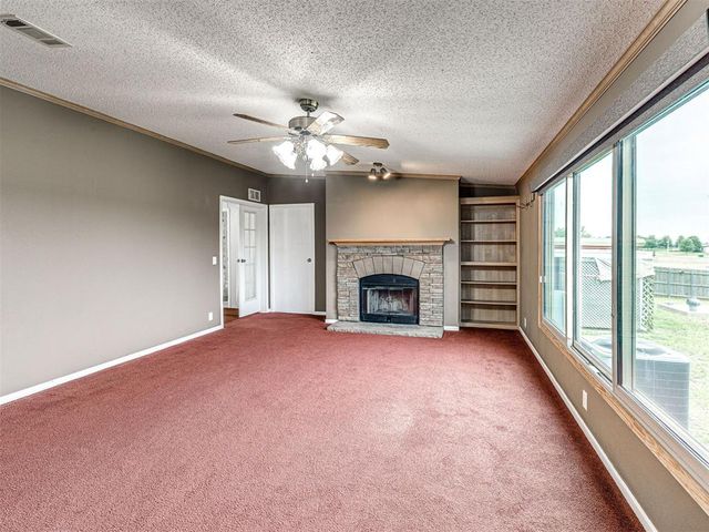 8911 N Hope Lane, Yukon, OK 73099