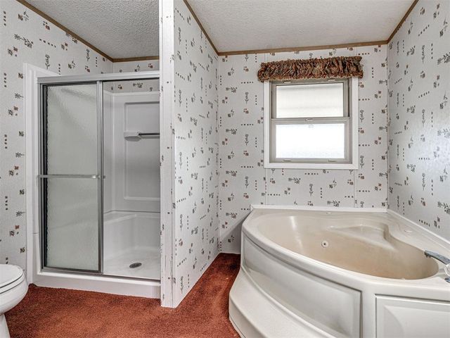 8911 N Hope Lane, Yukon, OK 73099