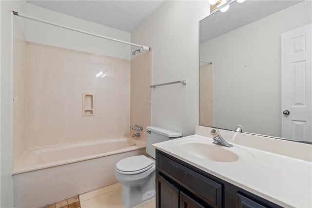 3015 Camden Way, Alpharetta, GA 30005