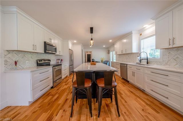 2409 Riverbend Road, Jamestown, NC 27282