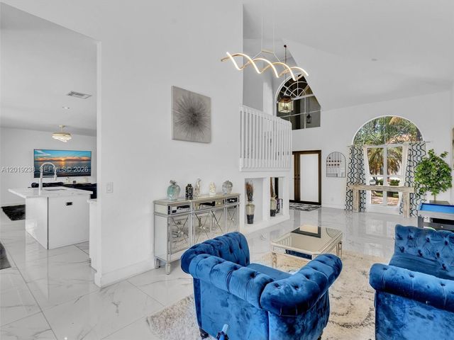 18442 NW 12th St, Pembroke Pines, FL 33029