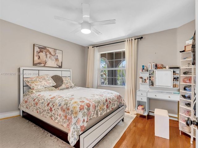 18442 NW 12th St, Pembroke Pines, FL 33029