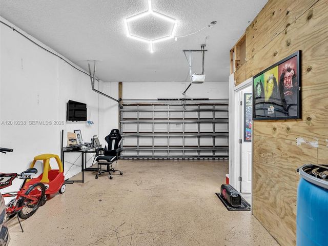 18442 NW 12th St, Pembroke Pines, FL 33029