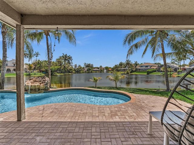 18442 NW 12th St, Pembroke Pines, FL 33029
