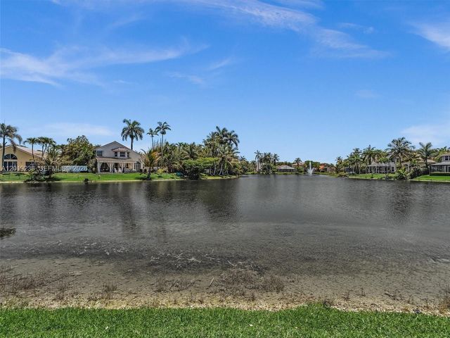 18442 NW 12th St, Pembroke Pines, FL 33029