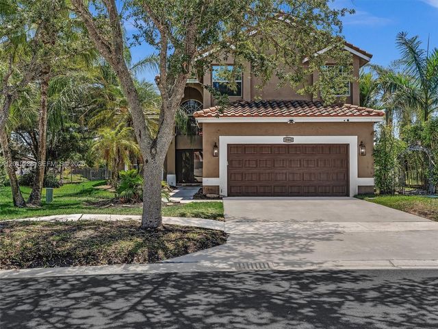 18442 NW 12th St, Pembroke Pines, FL 33029