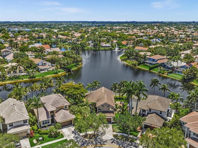 18442 NW 12th St, Pembroke Pines, FL 33029