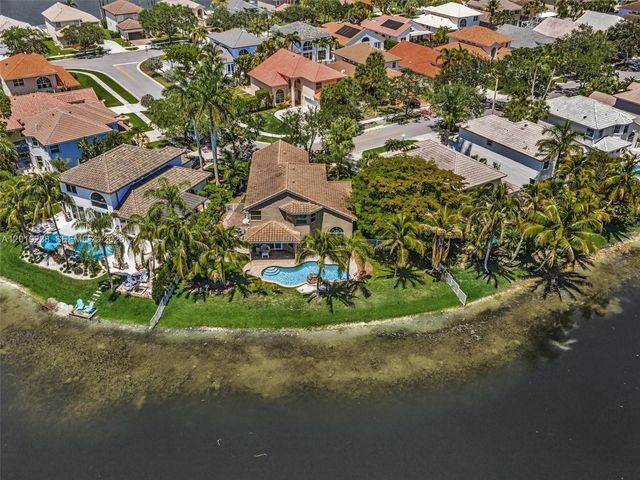 18442 NW 12th St, Pembroke Pines, FL 33029