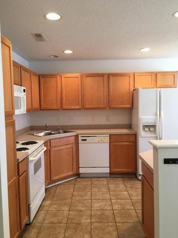 146 Darcy Avenue, Goose Creek, SC 29445