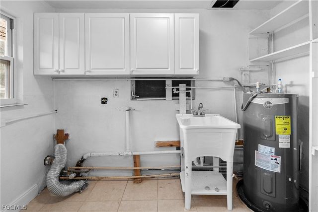 48 Victoria DR, North Fort Myers, FL 33917