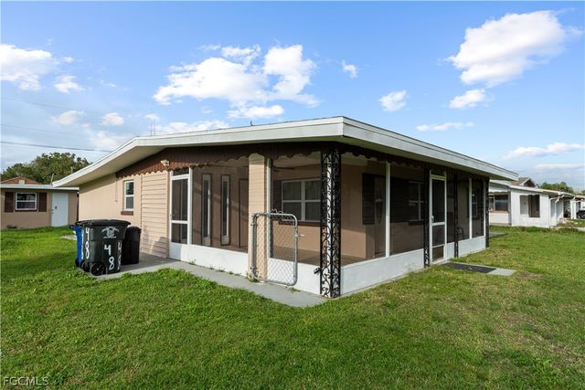 48 Victoria DR, North Fort Myers, FL 33917