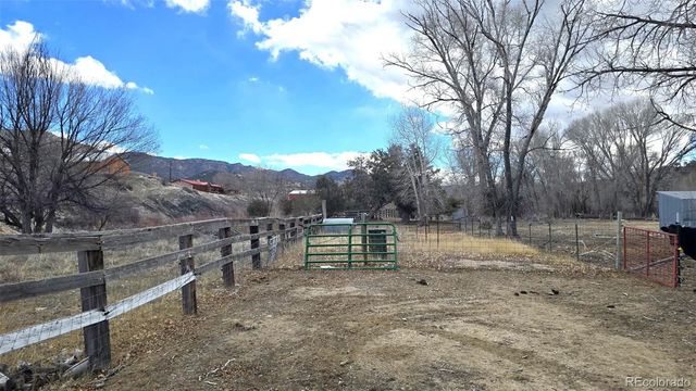 9815-9825 US Highway 50, Howard, CO 81233