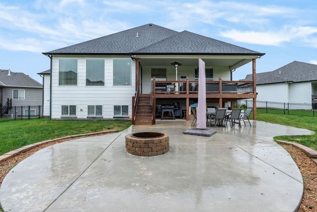 13411 E Mustang Ct, Wichita, KS 67230