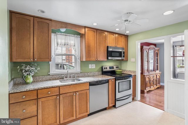 1035 GIRARD AVE, Swarthmore, PA 19081