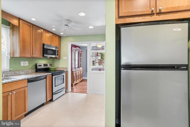 1035 GIRARD AVE, Swarthmore, PA 19081